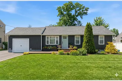 9 Hinton Avenue, Babylon, NY 11702 - Photo 1