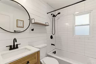 9 Hinton Ave, Babylon, NY 11702 - Photo 17