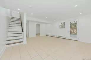 4 Lawrence Pl, Pelham, NY 10803 - Photo 23