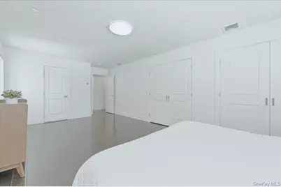 4 Lawrence Place, Pelham, NY 10803 - Photo 15