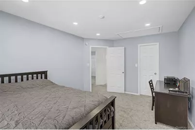 168 Gothic Circle, Manorville, NY 11949 - Photo 29