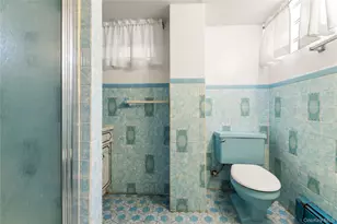 36-17 202nd St, Bayside, NY 11361 - Photo 17