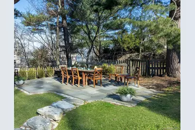 30 Southlawn Avenue, Dobbs Ferry, NY 10522 - Photo 41