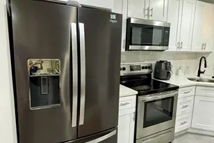 160 Pacific St, Copiague, NY 11726 - Photo 5