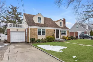 227 Concord Ave, West Hempstead, NY 11552 - Photo 21