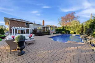 49 Canterbury Rd, Woodbury, NY 11797 - Photo 19