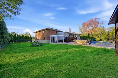 49 Canterbury Road, Woodbury, NY 11797 - Photo 21