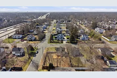 173 Ferndale Boulevard, Islip, NY 11751 - Photo 23
