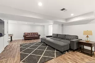 1 Beach Hill Dr, Northport, NY 11768 - Photo 23