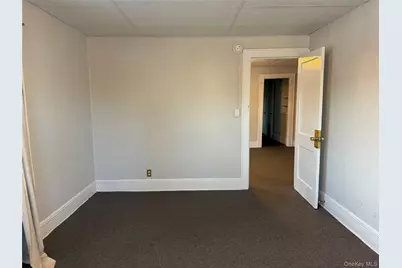 50 The Crescent #D4, Babylon, NY 11702 - Photo 3