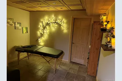 422 Mill River Road, Upper Brookville, NY 11771 - Photo 29