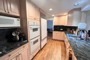 26 Polo Field Ln, Great Neck, NY 11020 - Photo 5