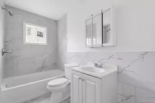 45 Meadowbrook Dr, Brentwood, NY 11717 - Photo 17