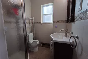 240-24 Caney Rd, Rosedale, NY 11422 - Photo 9