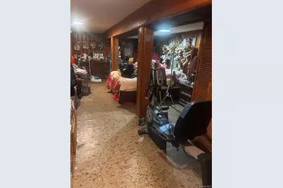 10935 122nd Street, Ozone Park, NY 11420 - Photo 11