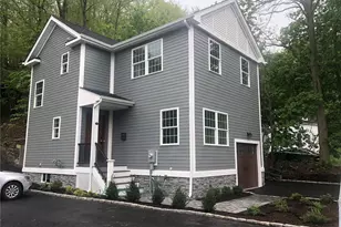 105 Liberty Ave, Port Jefferson, NY 11777 - Photo 3