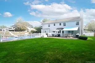 312 Cambon Ave, Saint James, NY 11780 - Photo 21