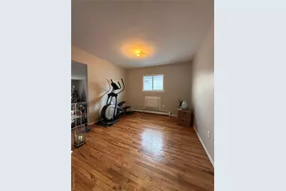 259-23 Craft Avenue, Rosedale, NY 11422 - Photo 5