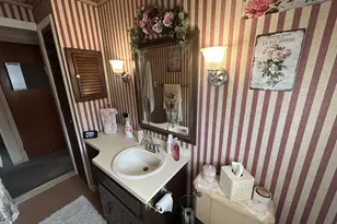 119 Jefferson St, East Islip, NY 11730 - Photo 13