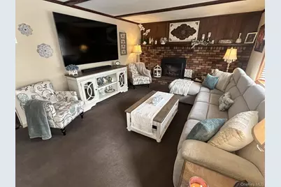 119 Jefferson Street, East Islip, NY 11730 - Photo 3