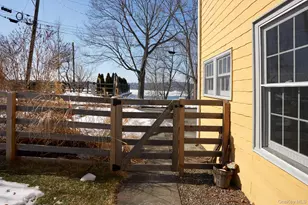 41 Grinnell St, Rhinecliff, NY 12574 - Photo 23