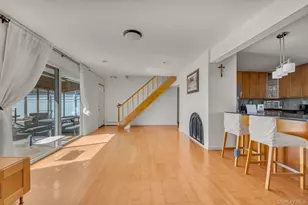 4 Carriage Ln, Levittown, NY 11756 - Photo 5