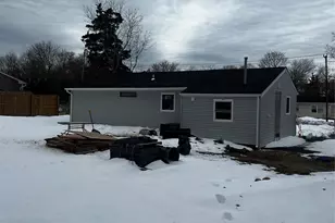 547 Taylor Ave, Patchogue, NY 11772 - Photo 5