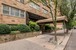 330 E 49th St, New York, NY 10017 - Photo 11