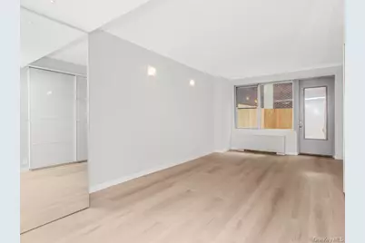 330 E 49th Street #1E, New York, NY 10017 - Photo 7