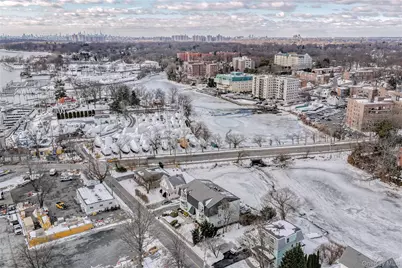 37 Harbor Lane, New Rochelle, NY 10805 - Photo 17