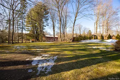 8 Toms Way, Poughkeepsie, NY 12603 - Photo 29