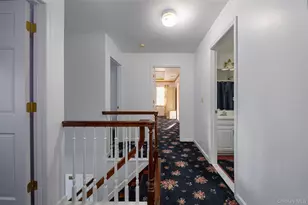 8 Toms Way, Poughkeepsie, NY 12603 - Photo 17