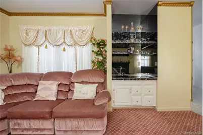 8 Toms Way, Poughkeepsie, NY 12603 - Photo 11