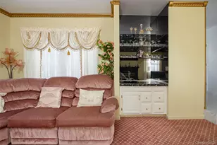 8 Toms Way, Poughkeepsie, NY 12603 - Photo 11