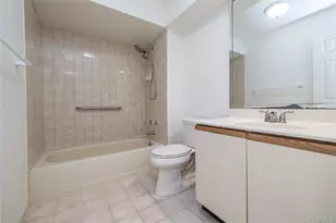 22 Ridgewood Dr, Wantagh, NY 11793 - Photo 15