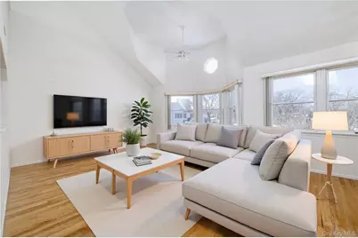 22 Ridgewood Drive, Wantagh, NY 11793 - Photo 3