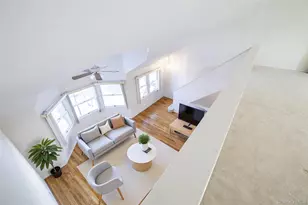 22 Ridgewood Dr, Wantagh, NY 11793 - Photo 9