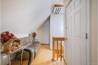 54 Pacific Avenue, Deer Park, NY 11729 - Photo 21