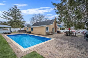 54 Pacific Ave, Deer Park, NY 11729 - Photo 29