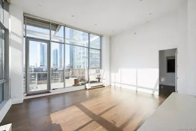 2626 Jackson Avenue #1001, Long Island City, NY 11101 - Photo 3