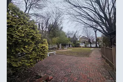 167-17 Northern Boulevard, Flushing, NY 11358 - Photo 15