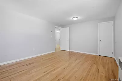 102 Old Farm Road, Levittown, NY 11756 - Photo 11