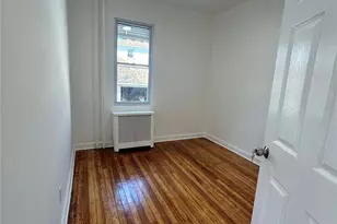 13-32 130th St, College Point, NY 11356 - Photo 5