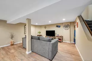 40 Great Rock Dr, Wading River, NY 11792 - Photo 35