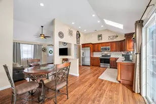 40 Great Rock Dr, Wading River, NY 11792 - Photo 17