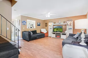 6203 Chelsea Cove N, Hopewell Junction, NY 12533 - Photo 3