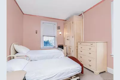 139-37 87th Road, Jamaica, NY 11435 - Photo 9