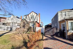 133-09 Van Wyck Expy, Jamaica, NY 11436 - Photo 5