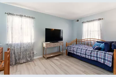 15 Alyssa Court, Holbrook, NY 11741 - Photo 25