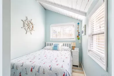 47 Woodcliff Trail, Calverton, NY 11933 - Photo 13